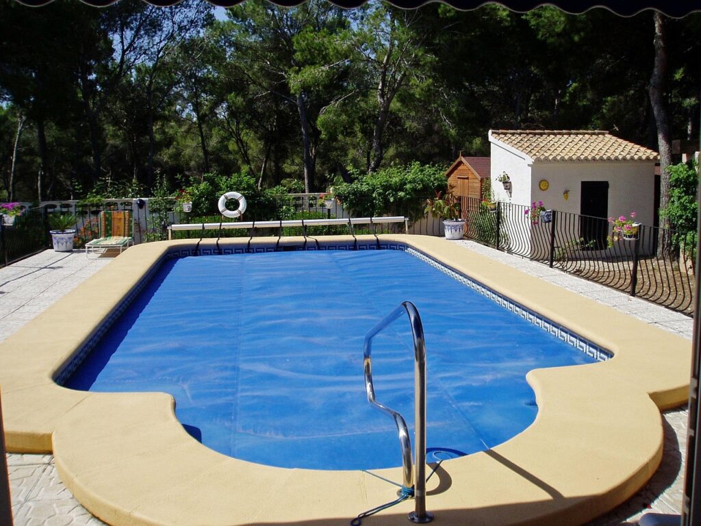 swimming pool, swimming, villa, home, pool, swim, leisure, fun, nature, recreation, water, activity, enjoyment, outdoors